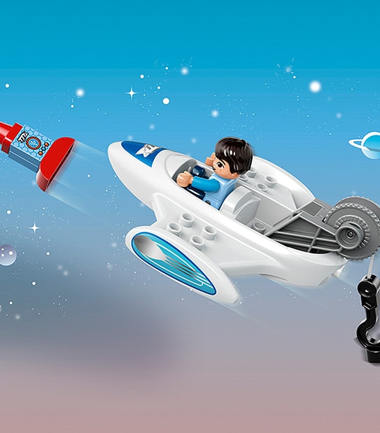 LEGO&reg; DUPLO&reg; Miles' Stellosphere Hangar 10826