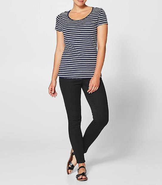 Basic Scoop Neck T-Shirt 3 of 4