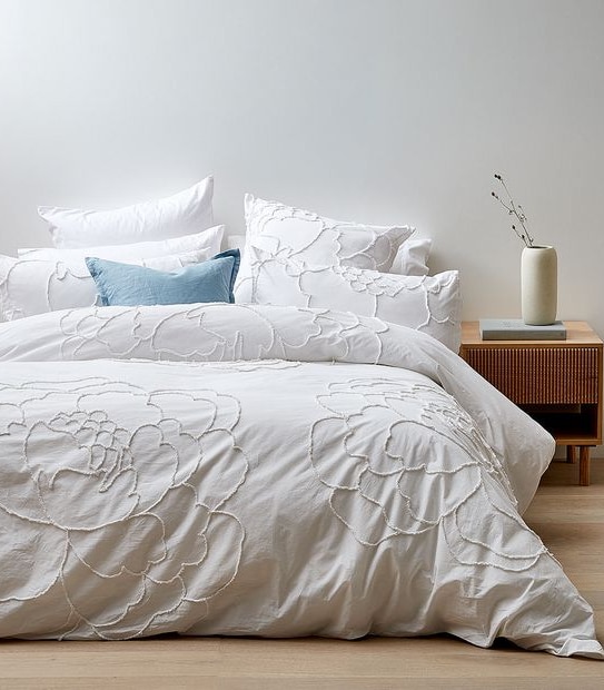 Greta Looped Chenille Quilt Cover Set