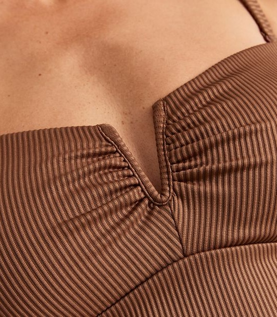 Shape Your Body Ribbed V-Front Tankini Top