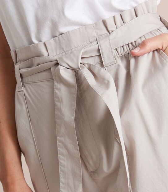 Relaxed Paperbag Trousers