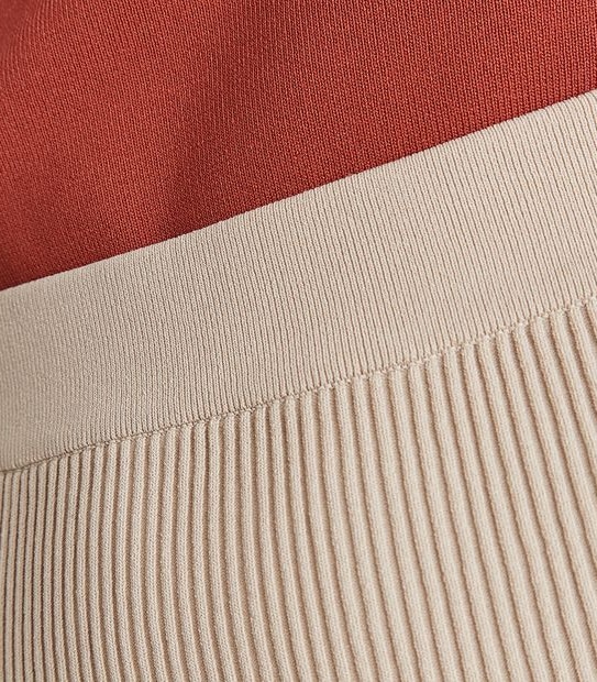 Preview Knit Rib Tube Midi Skirt