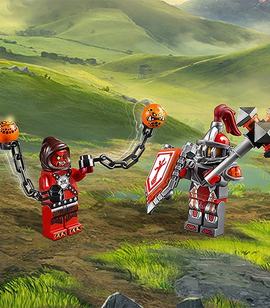 LEGO&reg; NEXO KNIGHTS&trade; Beast Master’s Chaos Chariot 70314