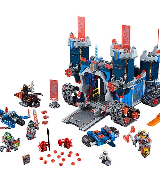 LEGO&reg; NEXO KNIGHTS&trade; The Fortrex 70317