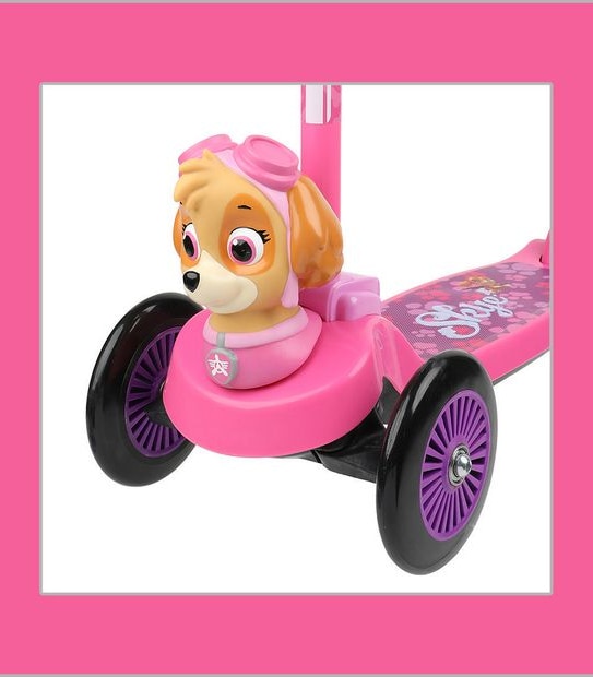 PAW Patrol Skye 3D Lean & Steer Tri Scooter