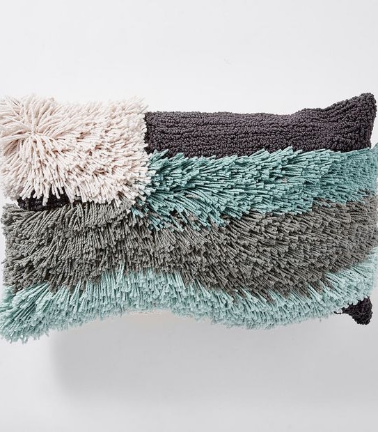 Eilish Tufted Carpet Rectangle Cushion