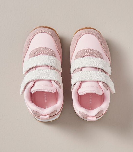 G FW PARFAIT PINK DOUBLE STRAP RUNNER  SIZE 3-7 2 of 4