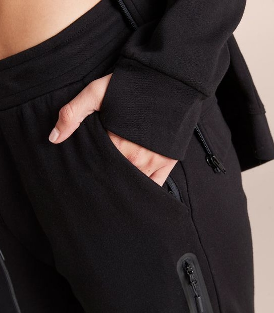 Active Athleisure Tech Fleece Trackpants