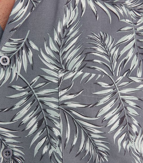 Commons Tropic Short Sleeve Shirt
