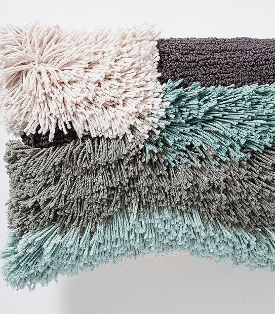 Eilish Tufted Carpet Rectangle Cushion