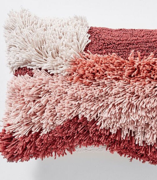 Eilish Tufted Carpet Rectangle Cushion