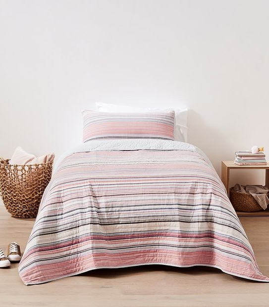 Alexis Coverlet