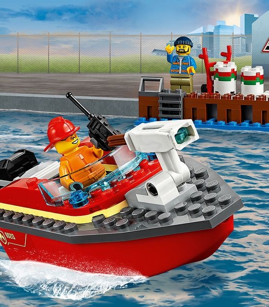 LEGO&reg; City Fire Dock Side Fire 60213