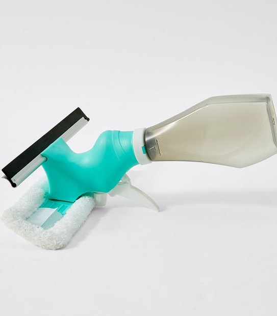 Window Wiper With Spray Bottle