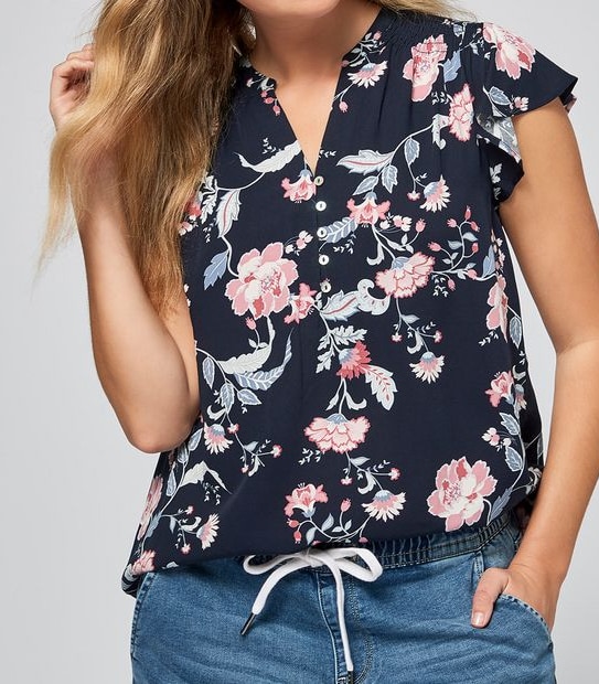 Floral Rosie Flutter Sleeve Blouse