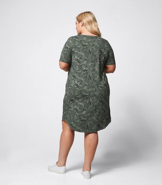Belle Curve Printed T-Shirt Dress