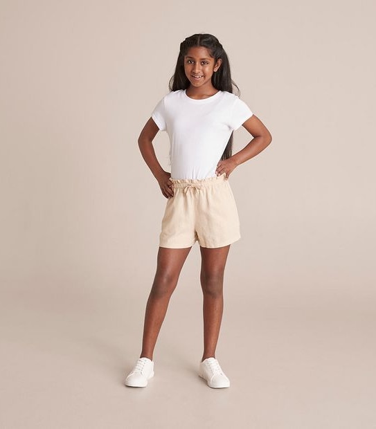 PG247628_02 S23 TABLE LINEN SHORT NEUTRAL