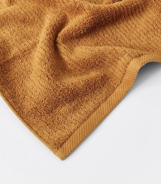 Classic Ribbed Hand Towel