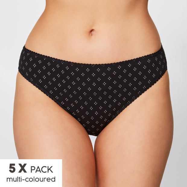 Target spend 50 get 10 off Target is an online superstore that offers almost every item you need in life from electronics, toys to clothing, furniture and more. At Target, you can find high quality merchandise at reduced prices.