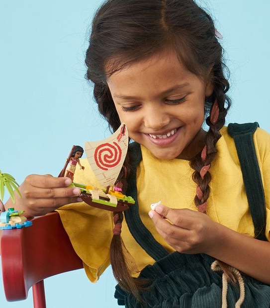 LEGO&reg; Disney Princess&trade; Moana's Ocean Adventure 43170