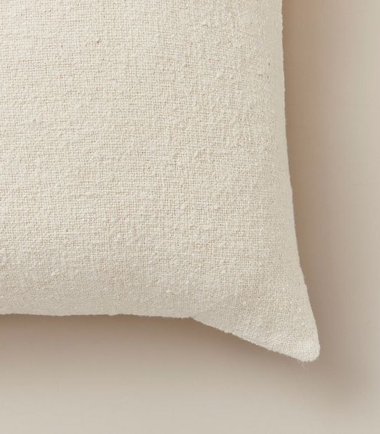 B ARDEN BOUCLE TEXTURED 55CM CUSHION CREAM