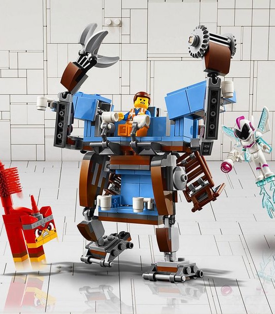 LEGO&reg; Movie 2 Emmet's Triple-Decker Couch Mech 70842