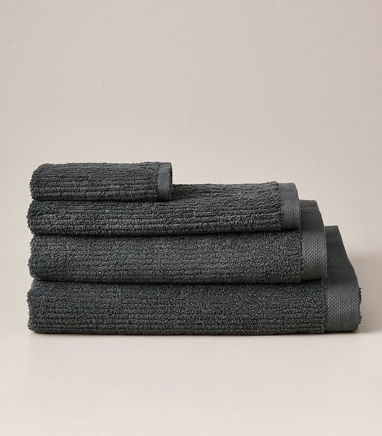 Classic Ribbed Hand Towel