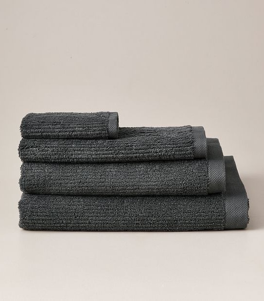 Classic Ribbed Bath Towel