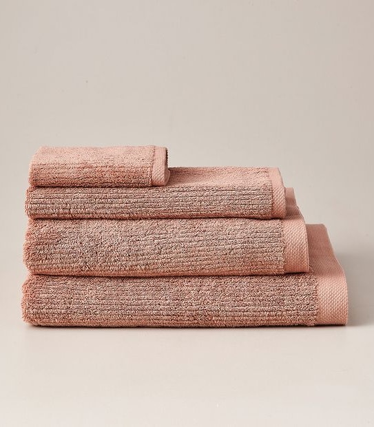 Classic Ribbed Bath Towel