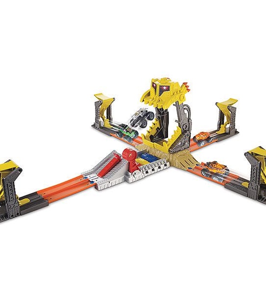 Hot Wheels&reg; Monster Jam&reg; Play Set Assorted