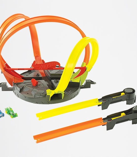 Hot Wheels&reg; Roto Revoloution Track Set