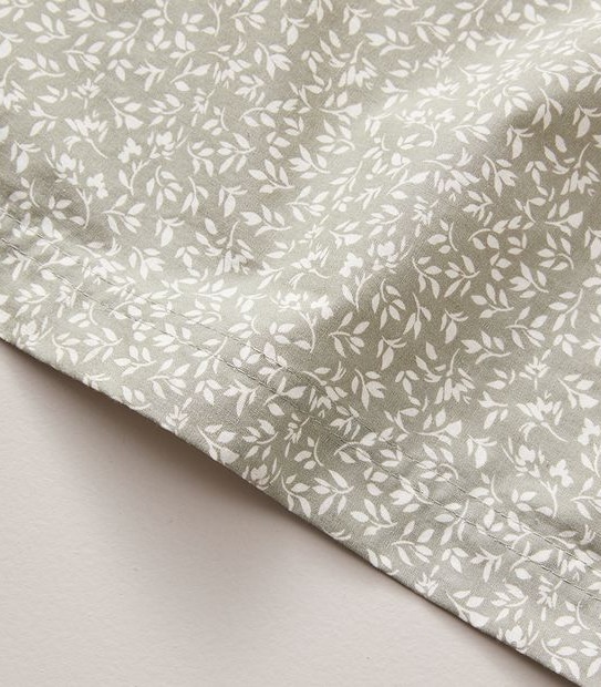 Twila Ditsy Table Cloth - 150cm x 250cm