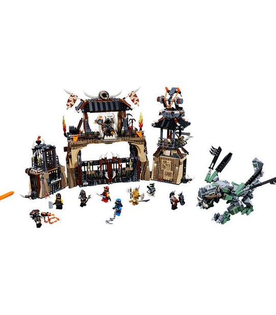 LEGO® NINJAGO Dragon Pit 70655