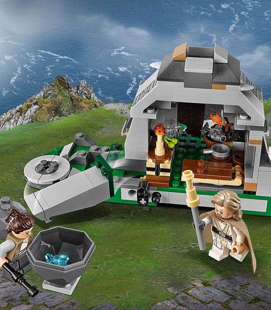 LEGO&reg; Star Wars&trade; Ahch-To Island&trade; Training 75200 