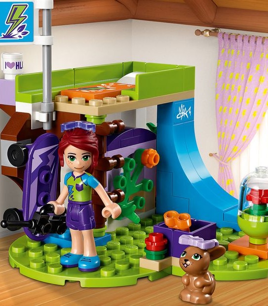 LEGO&reg; Friends Mia's Bedroom 41327