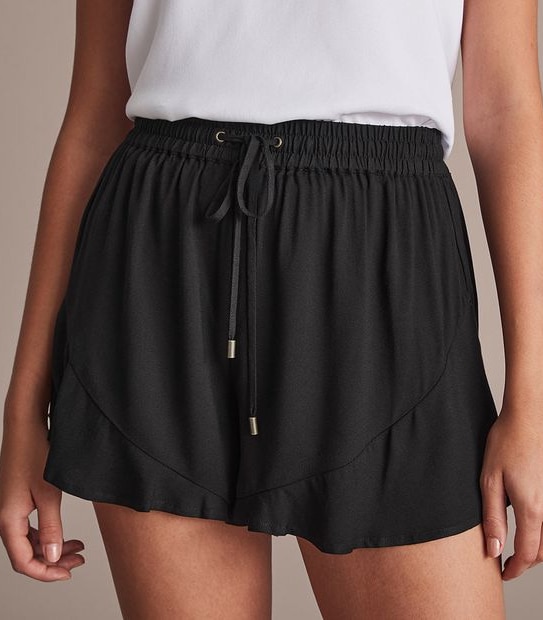 Lily Loves Frill Edge Shorts