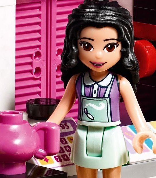LEGO&reg; Friends Emma's Art Café 41336