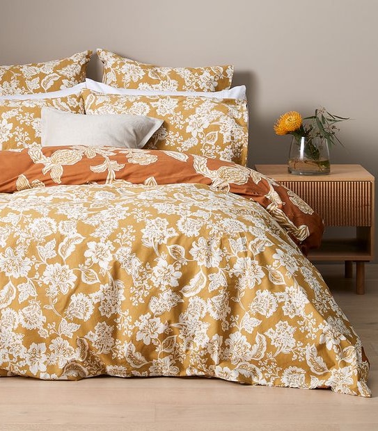 Adaline Bold Flower Quilt Cover Set