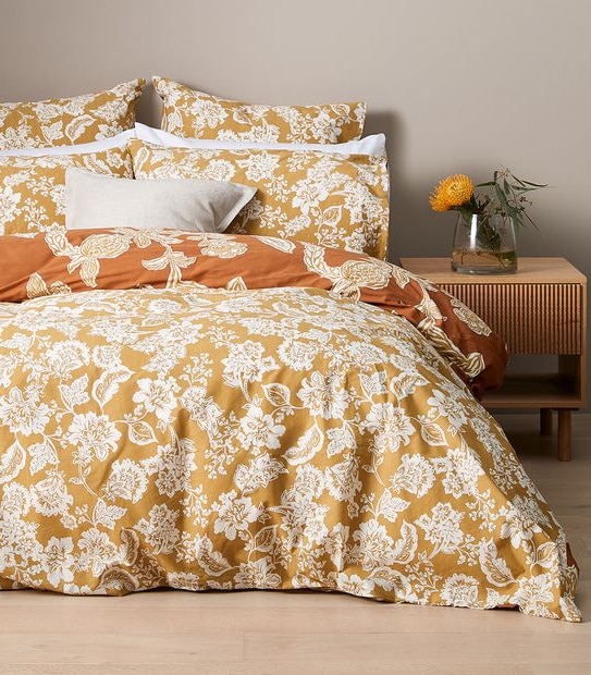 Adaline Bold Flower Quilt Cover Set