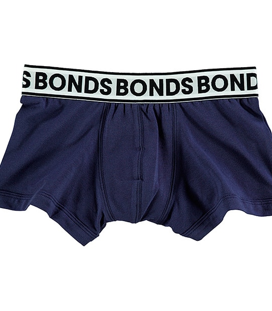 Bonds Fit Trunks