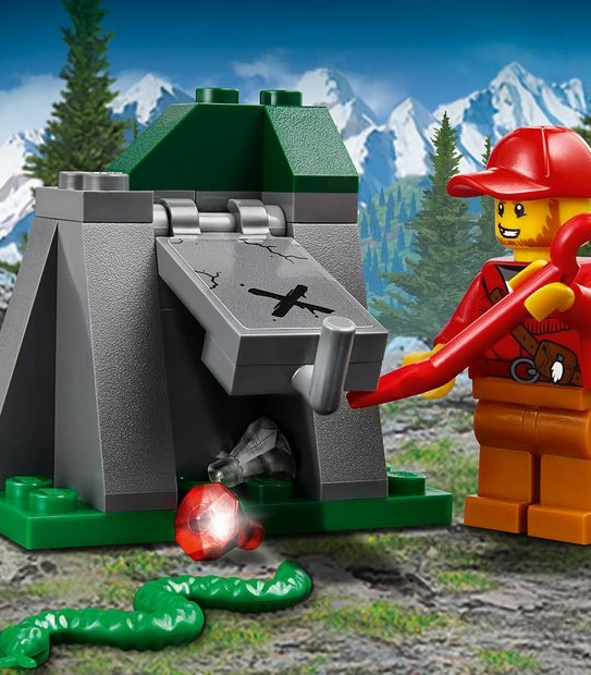 LEGO&reg; City Police Off-Road Chase 60170