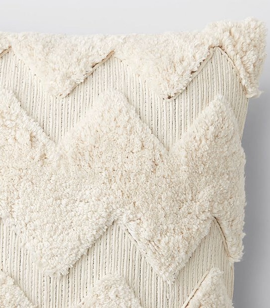 Safia Zig Zag Tufted Cushion