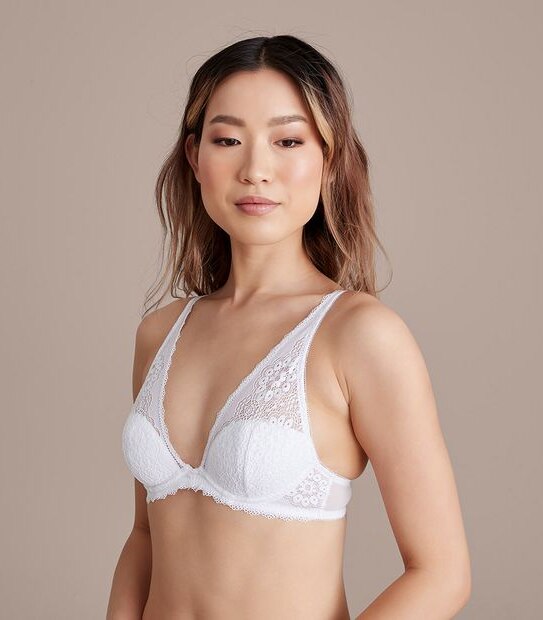 Lily Loves Plunge Demi Lace Bra; Style: X52067