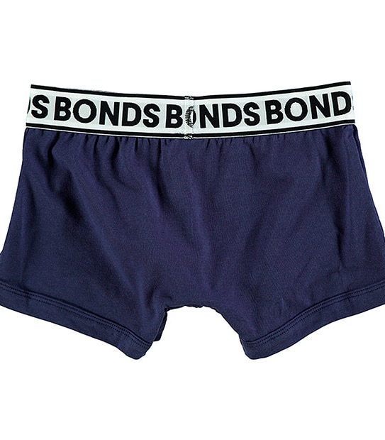 Bonds Fit Trunks
