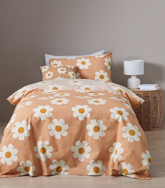 Zoey Daisy Quilt Cover Set