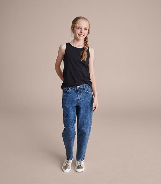 Essential Tank