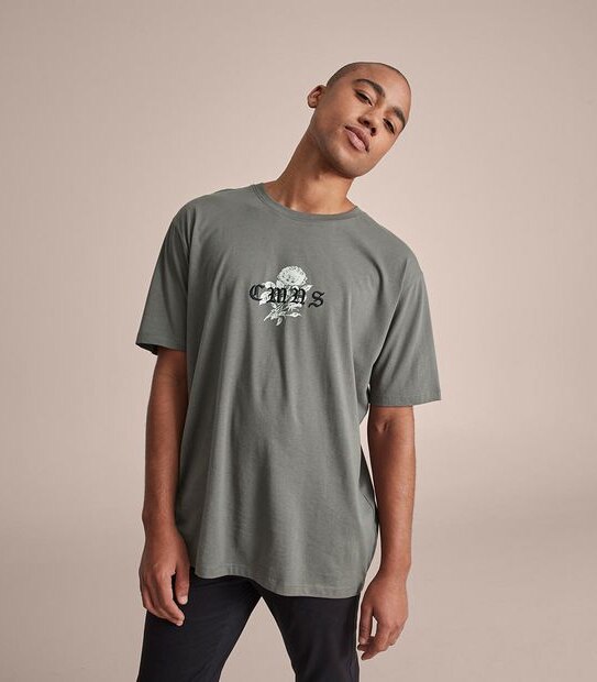 Commons Skulls and Roses T-Shirt
