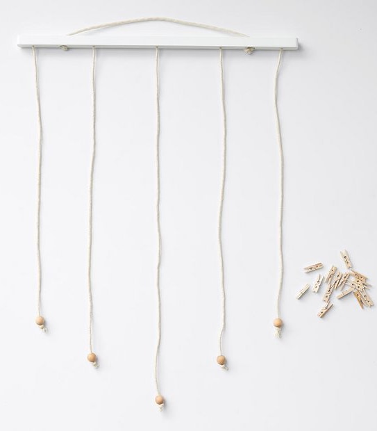 Dangle Multi Photo Display