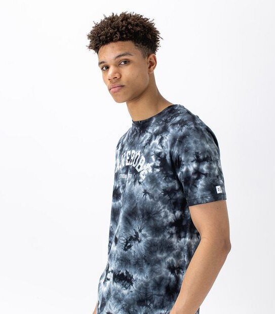 ZxZanerobe College T-Shirt