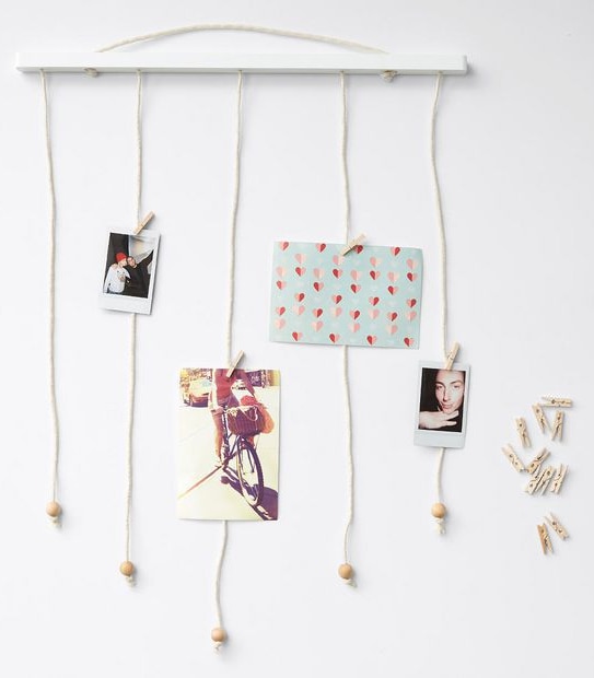 Dangle Multi Photo Display